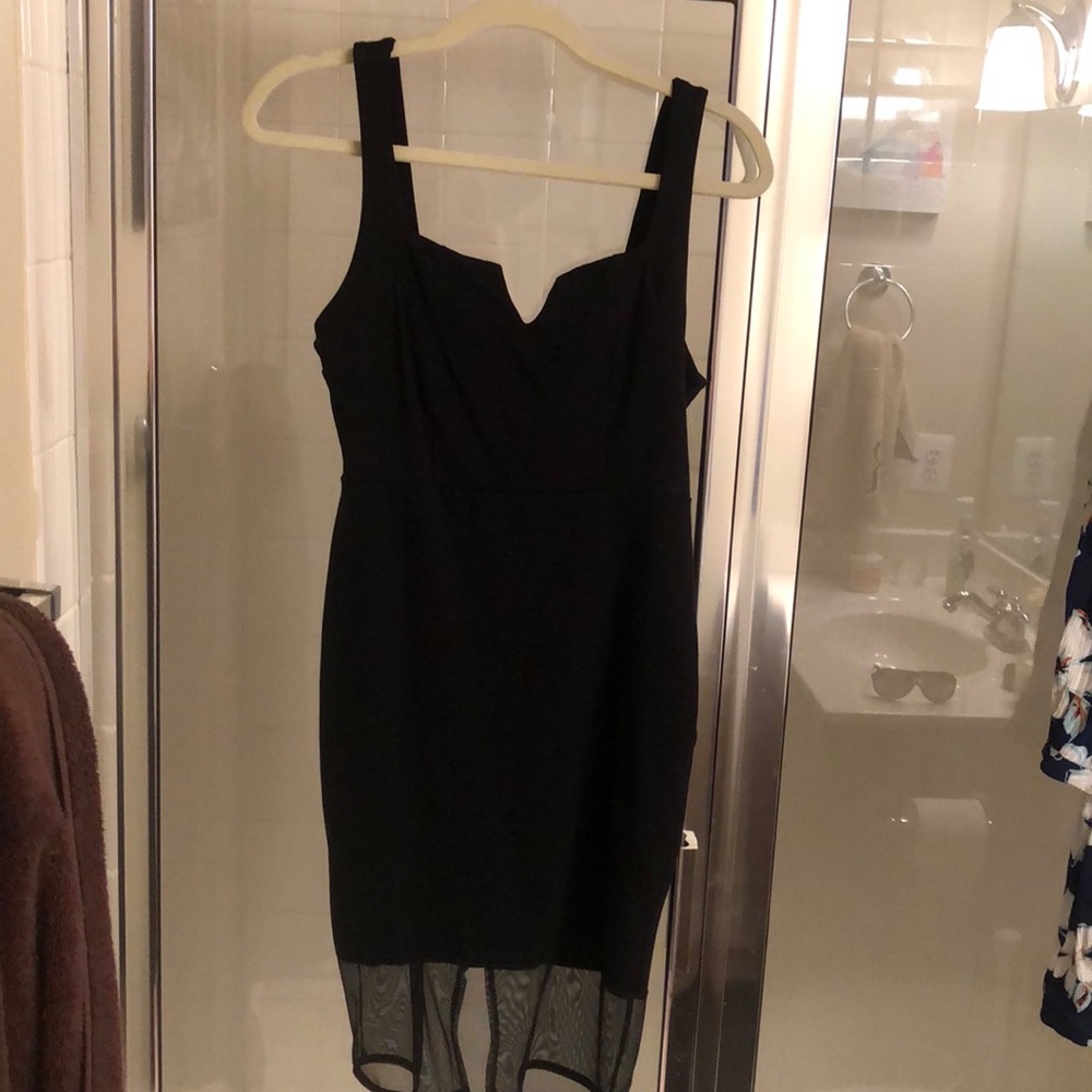 Black mini dress perfect for wedding!